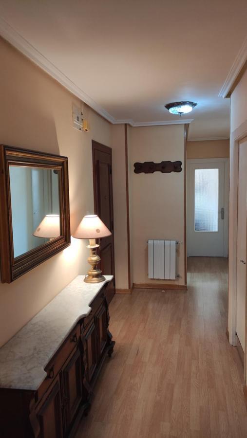 Piso Amplio Y Luminoso Cerca De La Playa..!! Apartment Пиедрас Бланкас Екстериор снимка